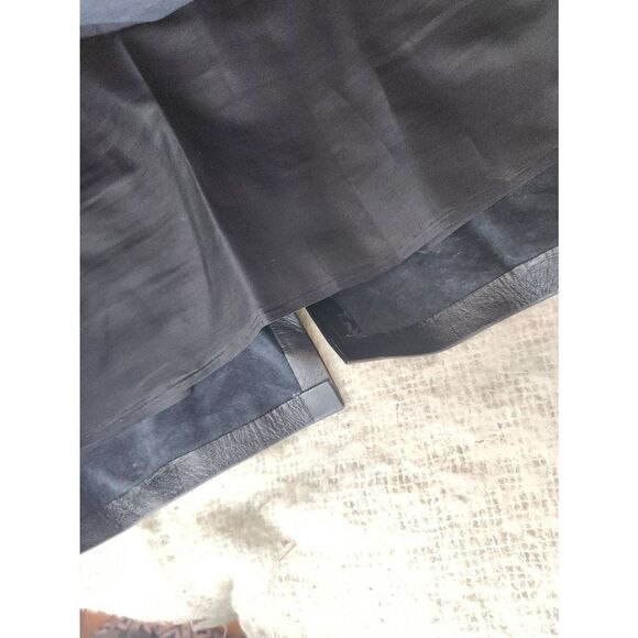 90s Vintage Black Leather Slit Skirt By GOSSIP S - Picture 4 of 6